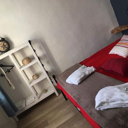 L Auberge Du Lion D Or Nanteuil-sur-Marne ภายนอก รูปภาพ