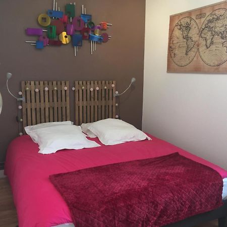 L Auberge Du Lion D Or Nanteuil-sur-Marne ภายนอก รูปภาพ