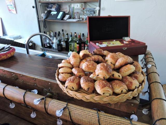 L Auberge Du Lion D Or Nanteuil-sur-Marne ภายนอก รูปภาพ