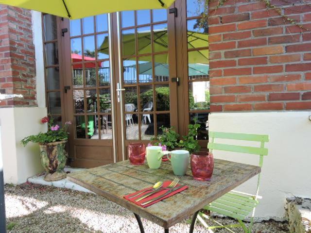 L Auberge Du Lion D Or Nanteuil-sur-Marne ภายนอก รูปภาพ