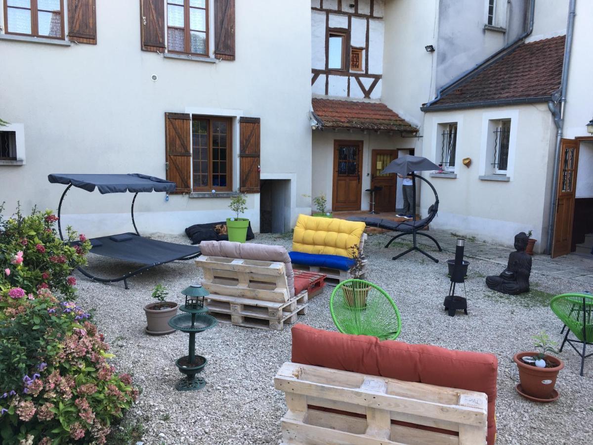 L Auberge Du Lion D Or Nanteuil-sur-Marne ภายนอก รูปภาพ