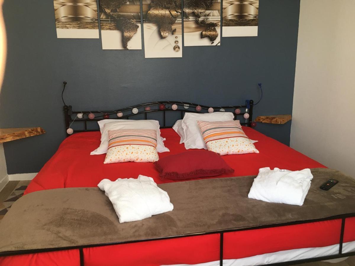 L Auberge Du Lion D Or Nanteuil-sur-Marne ภายนอก รูปภาพ