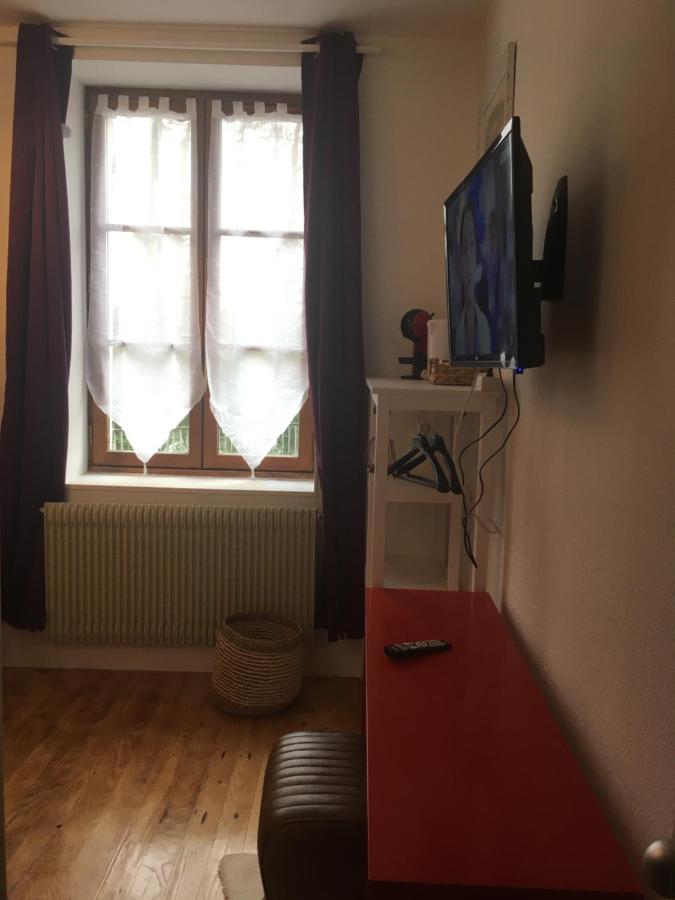 L Auberge Du Lion D Or Nanteuil-sur-Marne ภายนอก รูปภาพ